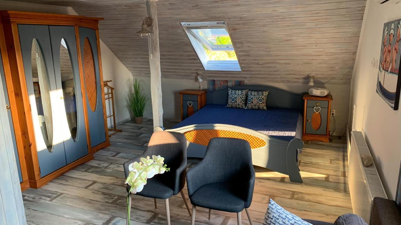 T.H.Ny Village Inn Cottage Tihany Extérieur photo
