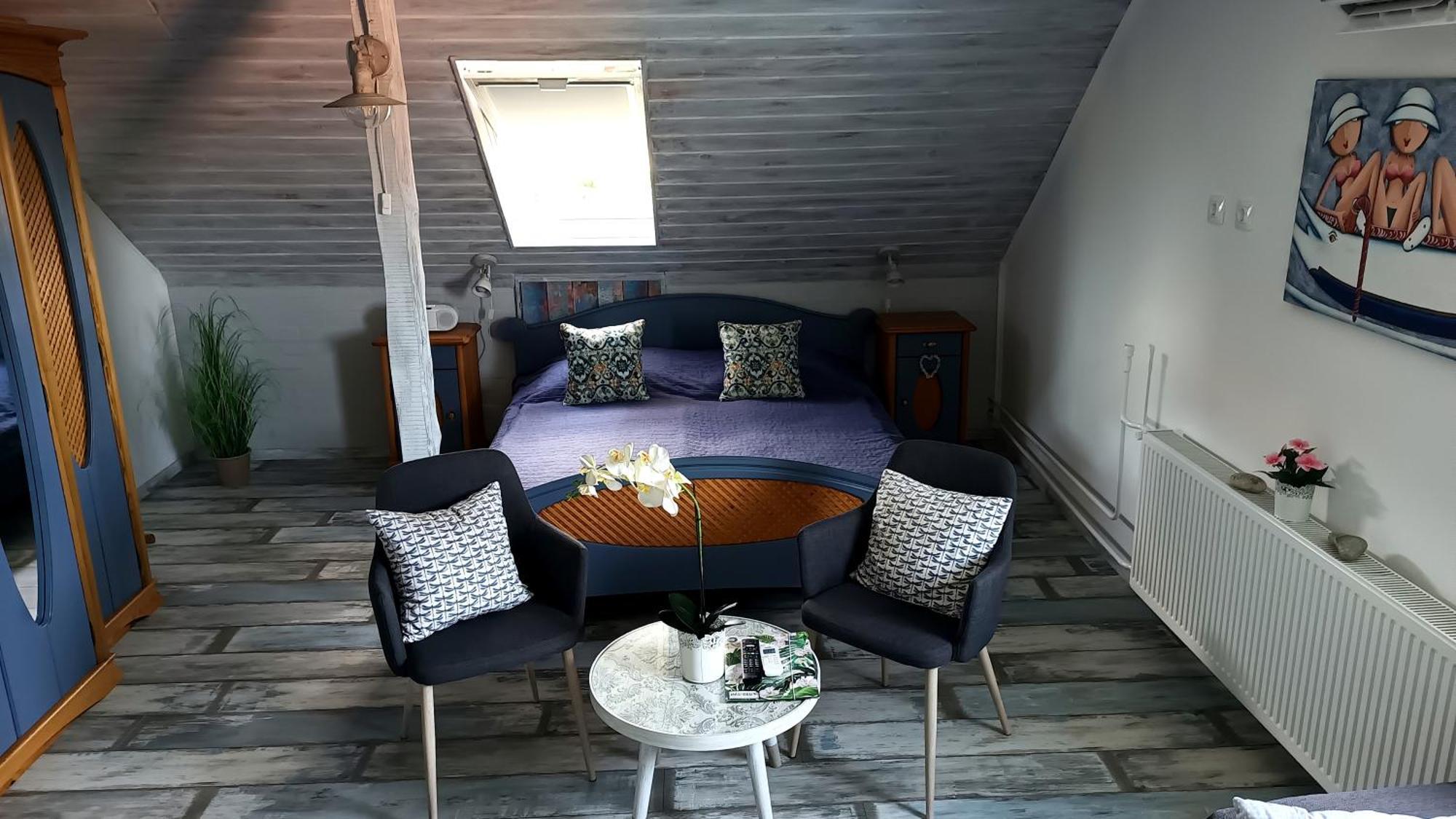 T.H.Ny Village Inn Cottage Tihany Extérieur photo